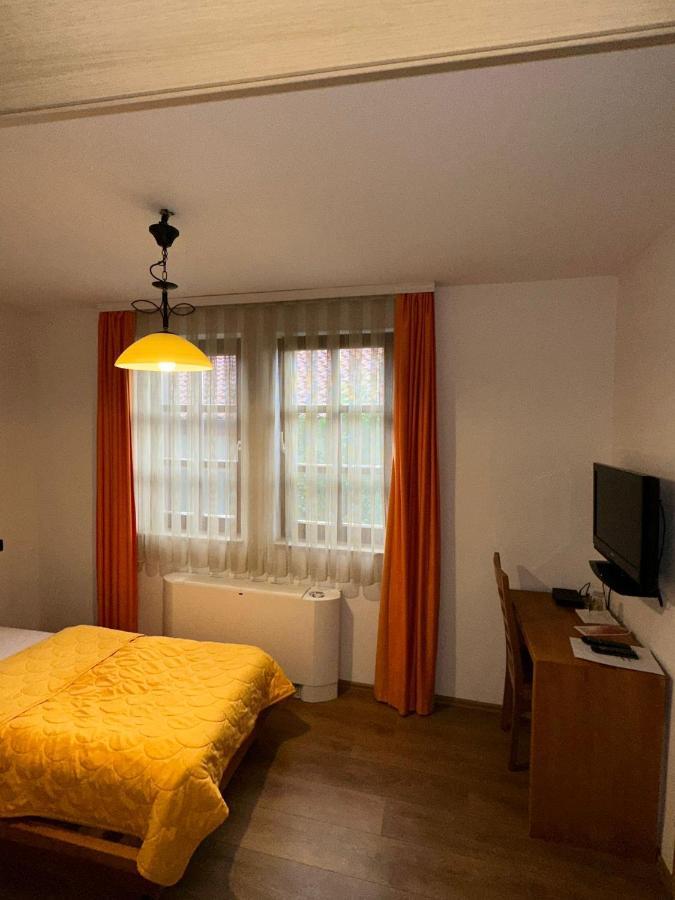 Apartments Prizreni Ngoại thất bức ảnh