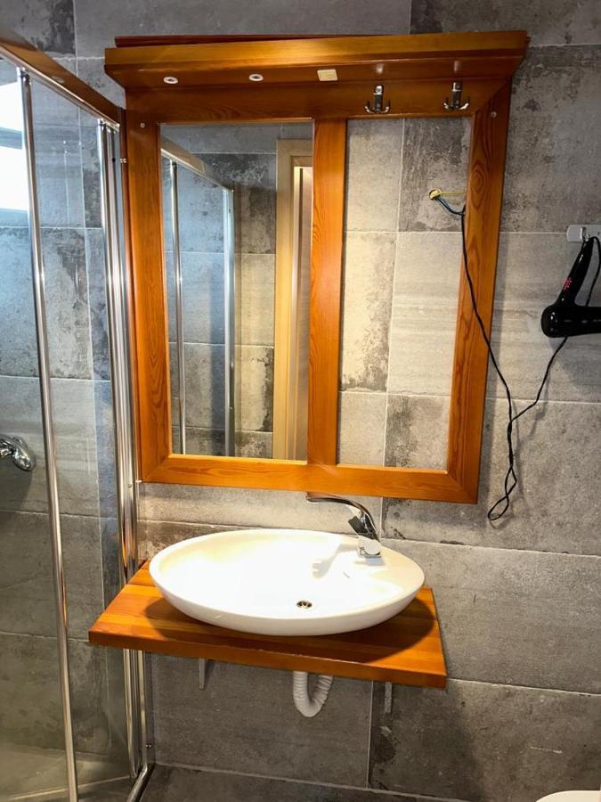 Apartments Prizreni Ngoại thất bức ảnh