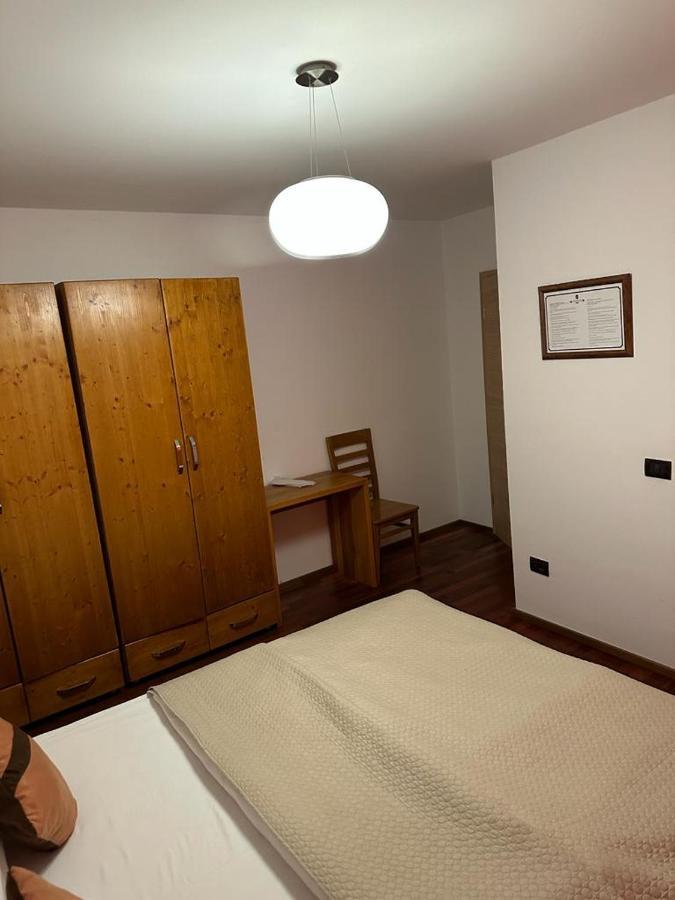 Apartments Prizreni Ngoại thất bức ảnh