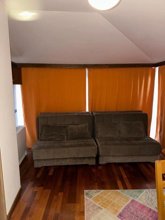 Apartments Prizreni Ngoại thất bức ảnh